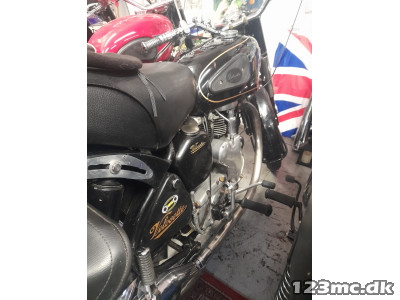Velocette Mac