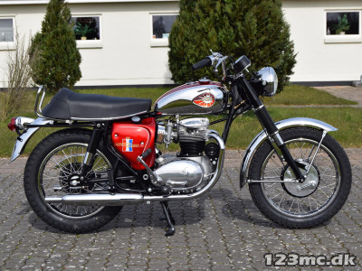 BSA Lightning 650 Classic Bike