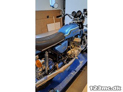 Kawasaki 750 Mach IV H 2