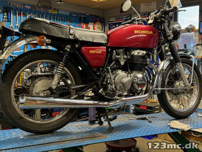 Honda CB 400 F
