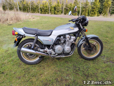 Honda CB 900