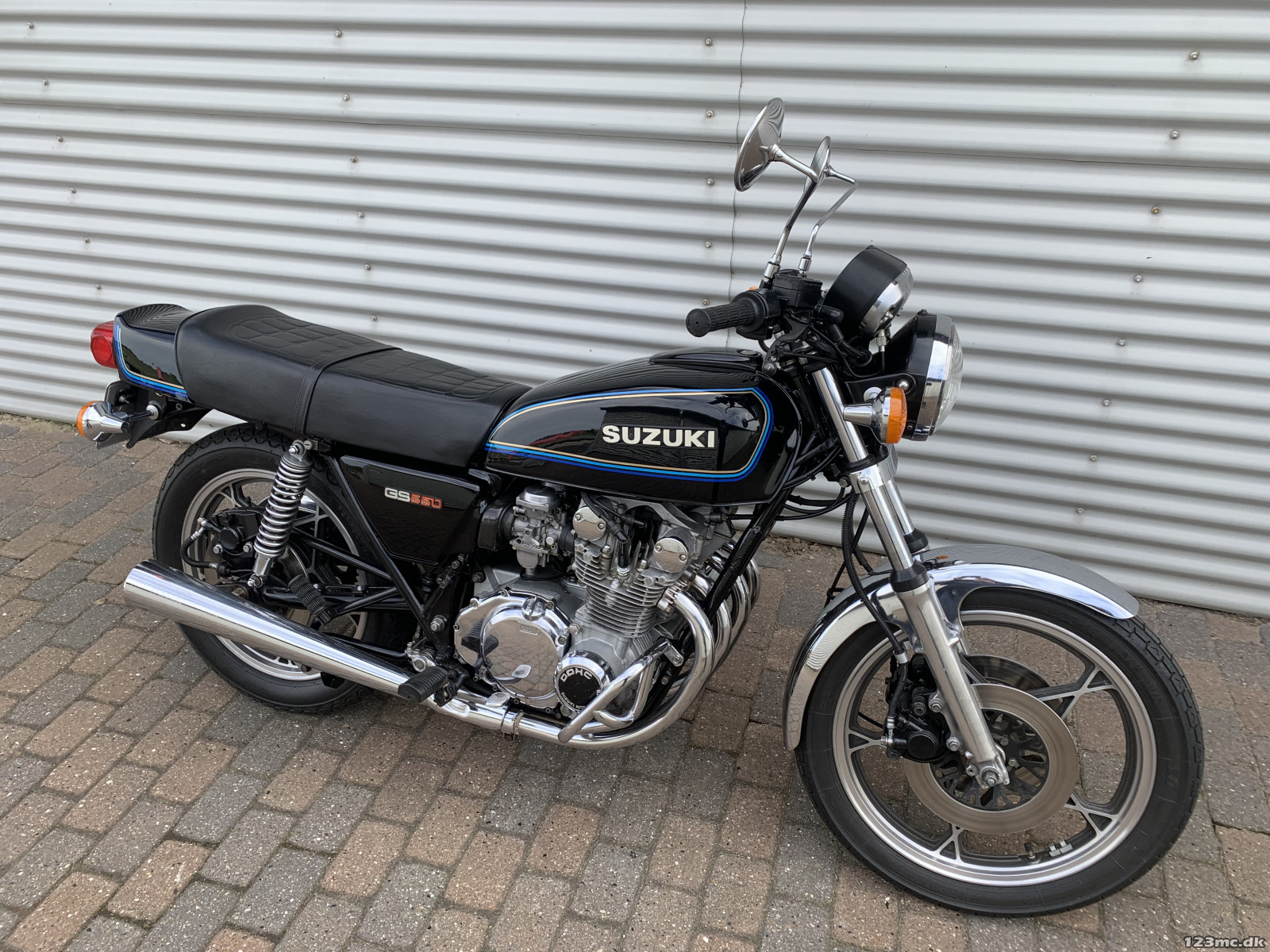Brugt Suzuki GS 550 HMC Motorcykler. Vi bytter gerne. 1981 til salg - 123mc