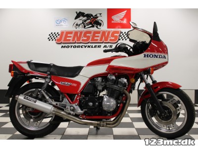 Honda CB 900
