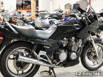 Yamaha XJ 900