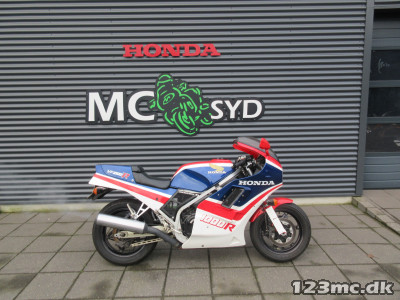 Honda VF 1000 R MC-SYD BYTTER GERNE