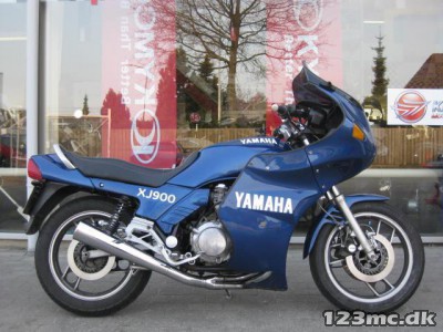 Yamaha XJ 900