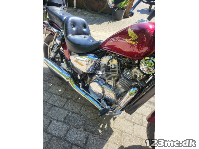 Honda VT 700 C Honda VT 700 C