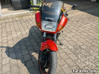 Honda VTR 250 sport