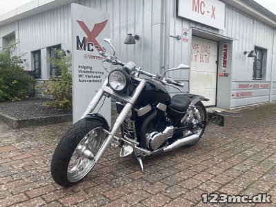 Suzuki VS 1400 Intruder