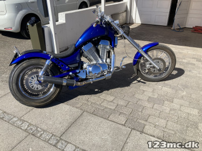 Suzuki VS 400 Intruder