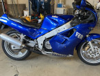 1987 Yamaha FZR 1000