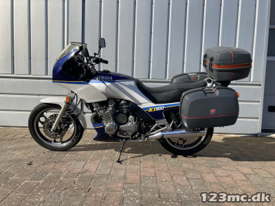 Yamaha XJ 900