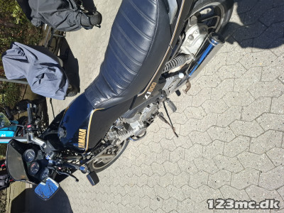 Yamaha XJ 900