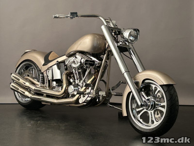Harley-Davidson FXSTC Softail Custom
