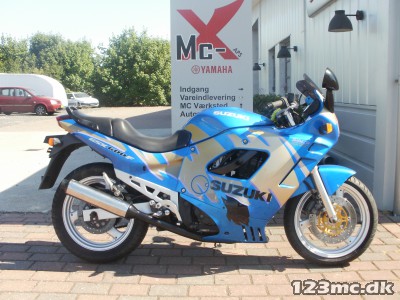 Suzuki GSX 600 F