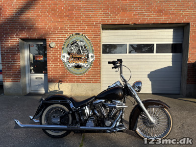 Harley-Davidson FLSTC Heritage Softail Classic