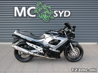 Suzuki GSX 750 F ENGROS/UDEN KLARGØRING