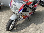 1990 Yamaha FZR 1000 R