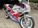 1990 Yamaha FZR 1000 R