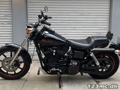 Harley-Davidson FXD Dyna Super Glide