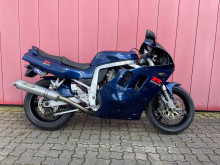 Suzuki GSXR 750