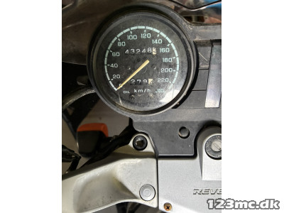 Honda NTV 650 RC33 Honda NTV 650 RC33