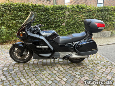 Honda ST 1100 Pan European Tour
