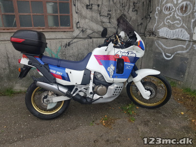Honda XRV 750 Africa Twin RD 04