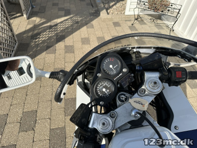 Suzuki GSXR 1100 W sport