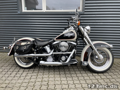 Harley-Davidson FLSTN Heritage Softail Nostalgia