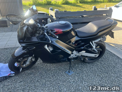 Honda CBR 600 F