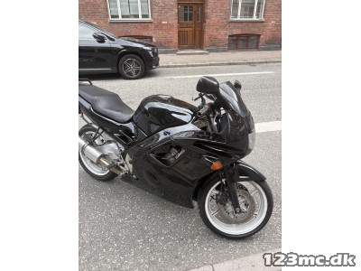 Honda CBR 600 F