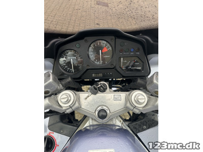 Honda VFR 750 F Honda VFR 750 F
