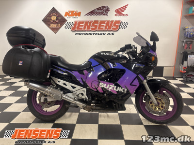 Suzuki GSX 750 F