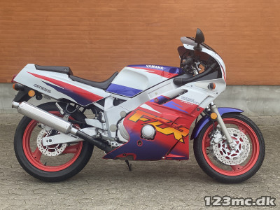 Yamaha FZR 600