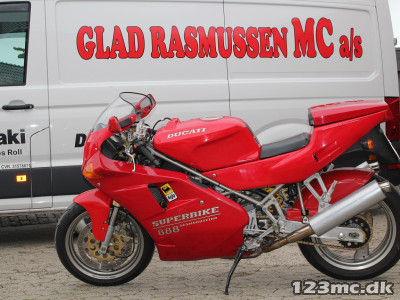 Ducati 888 Strada