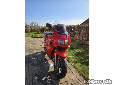 Honda VFR 750 Sport