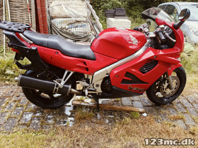Honda VFR 750 R