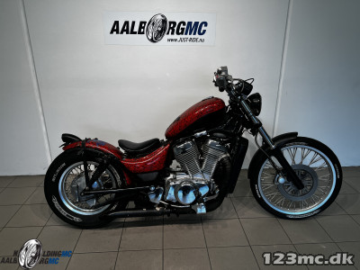 Suzuki VS 600 Intruder