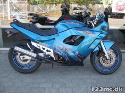Suzuki GSX 600 F