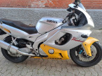 Yamaha YZF 600 R Yamaha YZF 600 R