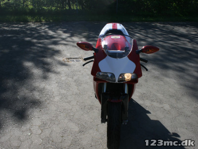 Ducati 916