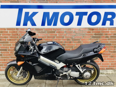 Honda VFR 800 F 2 ÅRS GARANTI