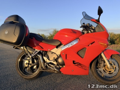 Honda VFR 800 F sports touring Honda VFR 800 F sports touring