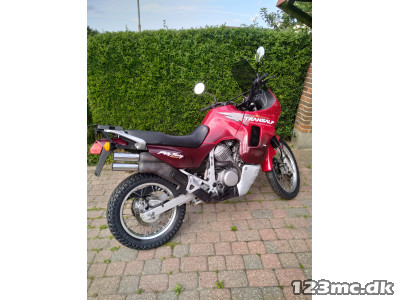 Honda XL 600 V