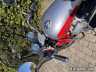 Moto Guzzi California 1100 EV Jubilæums model 750 års nummereret. 628/750