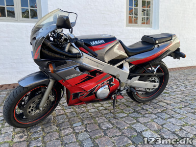Yamaha FZR 600 R
