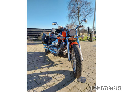 Yamaha XVS 650 Drag Star