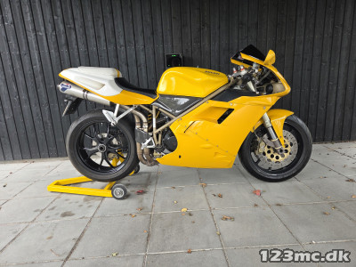 Ducati 748