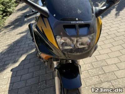 Honda CBR 1000 F